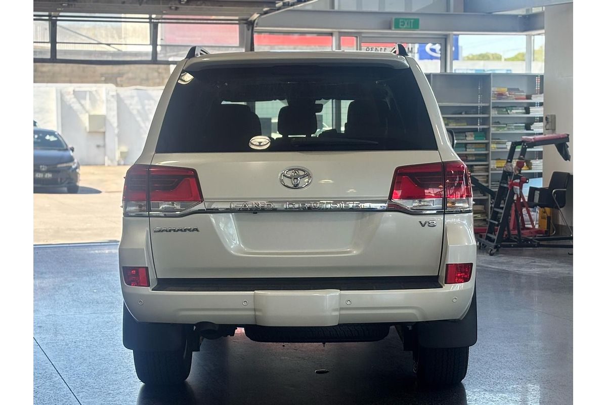 2017 Toyota Landcruiser Sahara VDJ200R