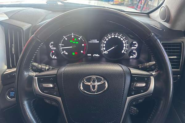 2017 Toyota Landcruiser Sahara VDJ200R
