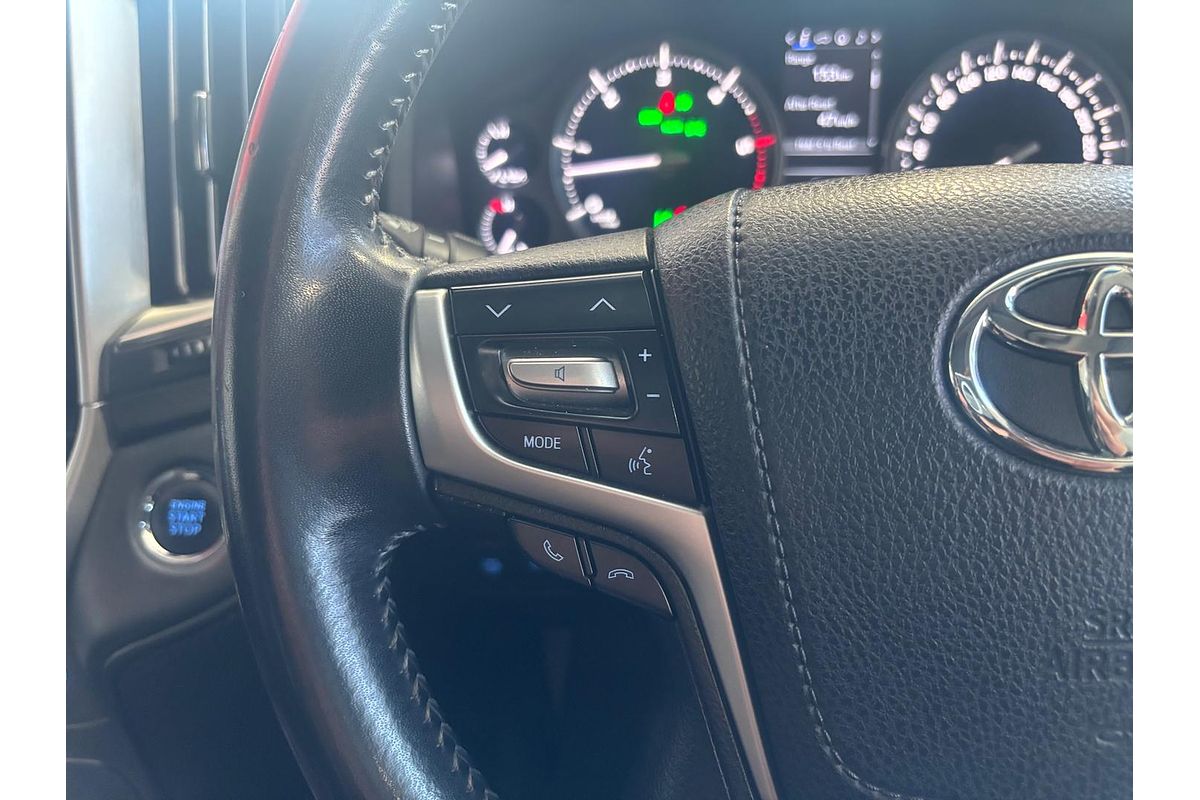 2017 Toyota Landcruiser Sahara VDJ200R