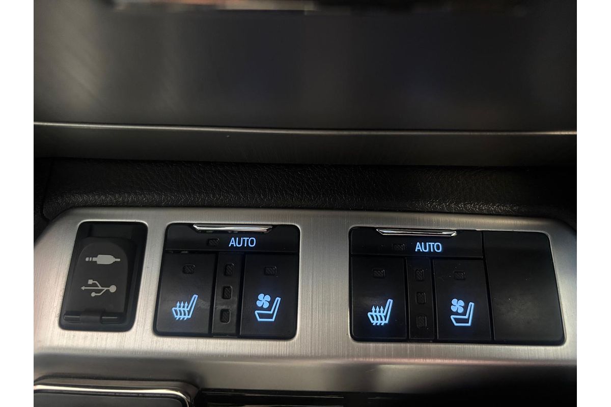 2017 Toyota Landcruiser Sahara VDJ200R