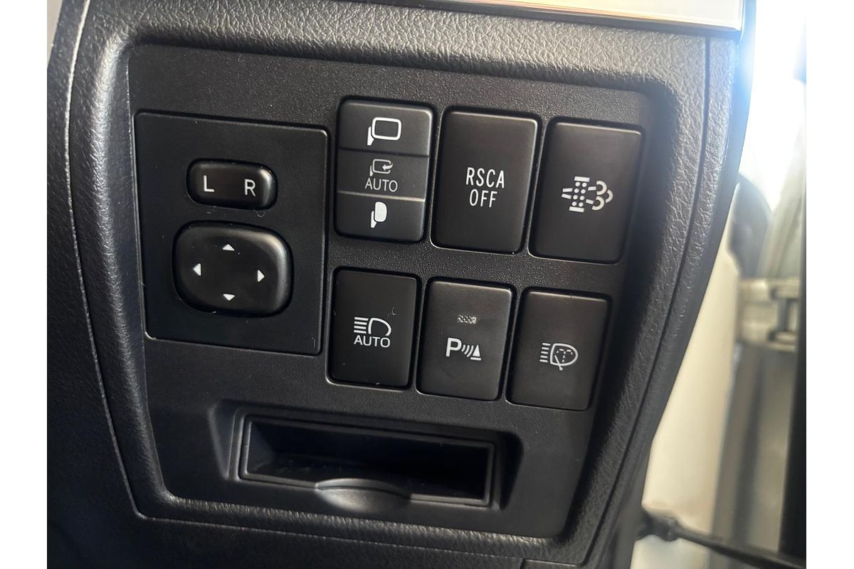 2017 Toyota Landcruiser Sahara VDJ200R