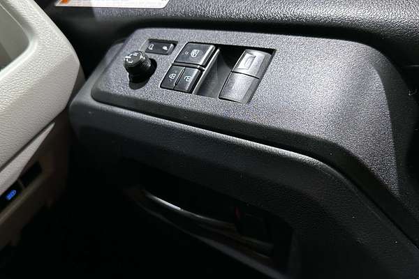 2019 Toyota Hiace  GDH300R LWB