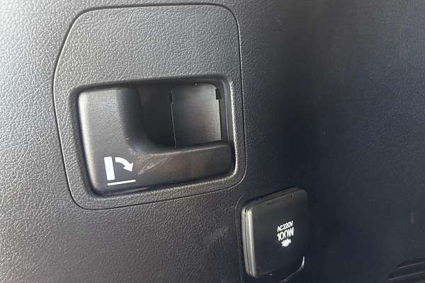 2017 Toyota Landcruiser Sahara VDJ200R