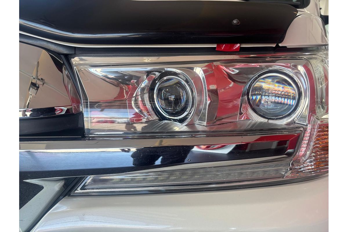 2017 Toyota Landcruiser Sahara VDJ200R