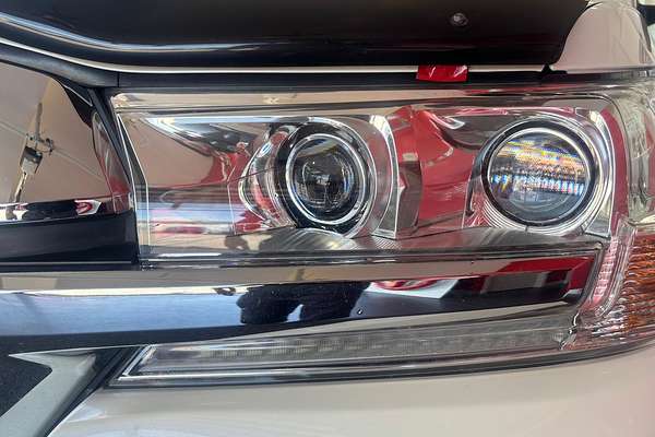 2017 Toyota Landcruiser Sahara VDJ200R