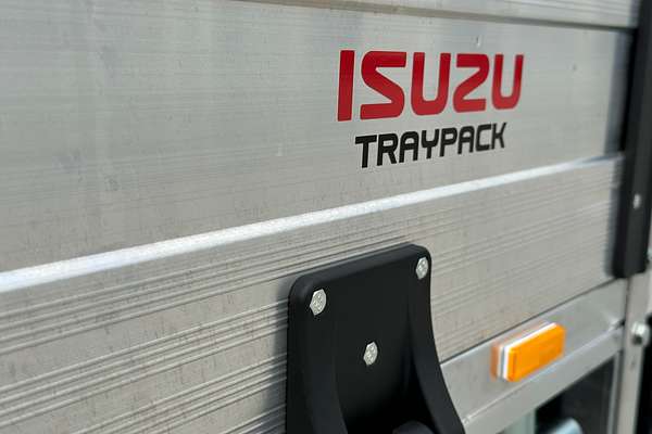 2025 Isuzu NNR 45 150