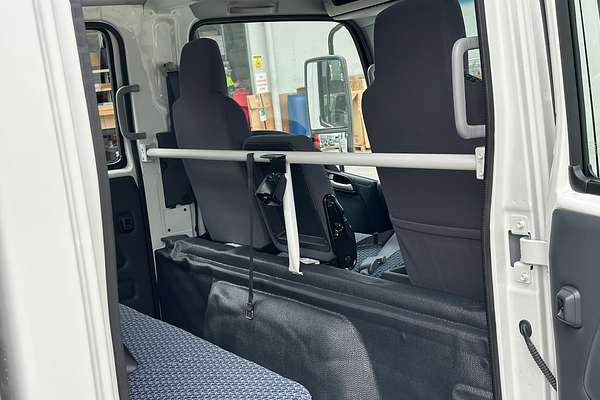 2025 Isuzu NNR 45 150