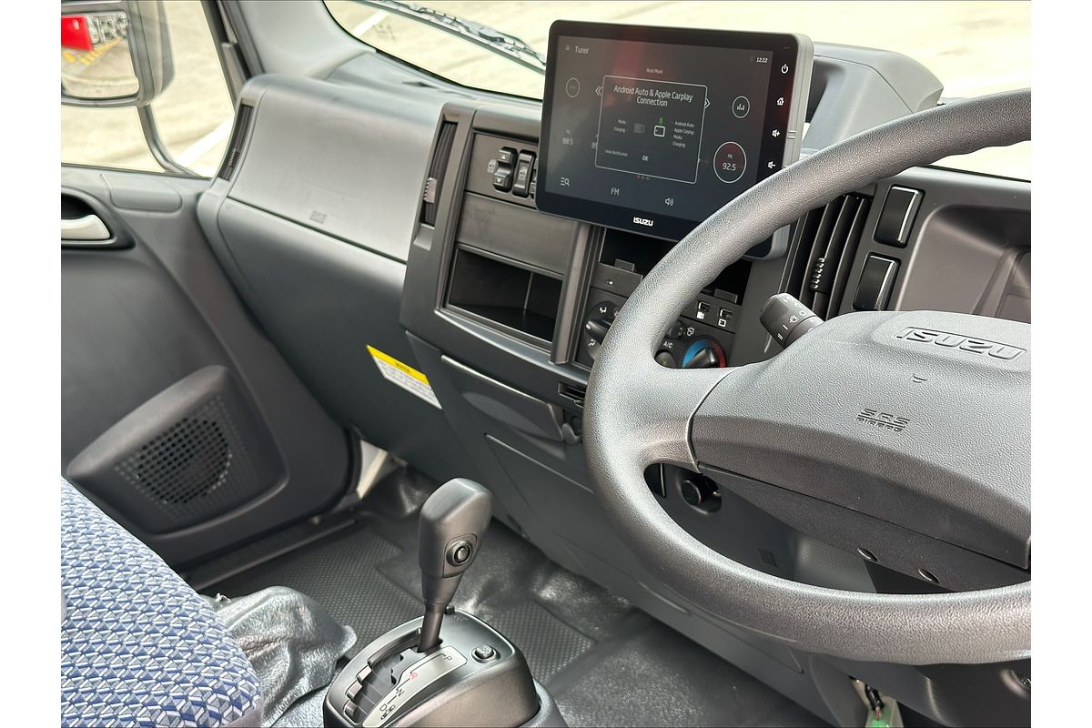 2025 Isuzu NNR 45 150