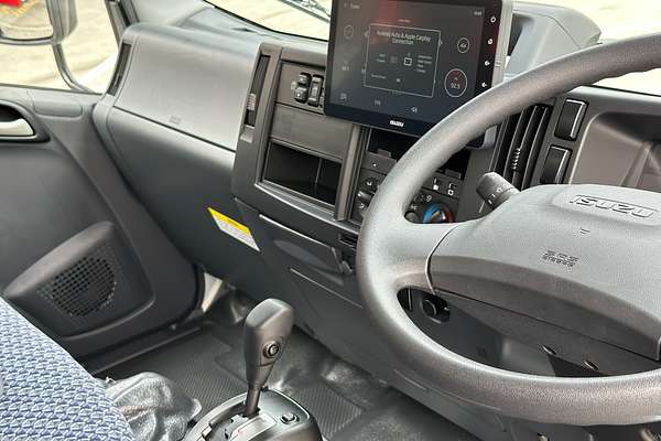 2025 Isuzu NNR 45 150