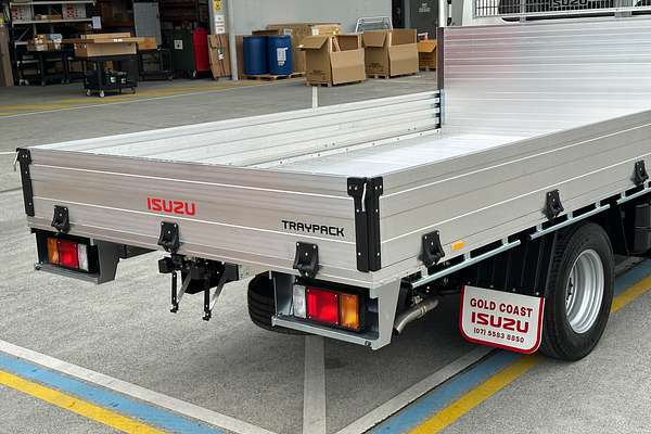 2025 Isuzu NNR 45 150