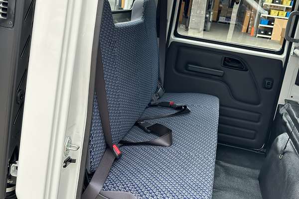 2025 Isuzu NNR 45 150