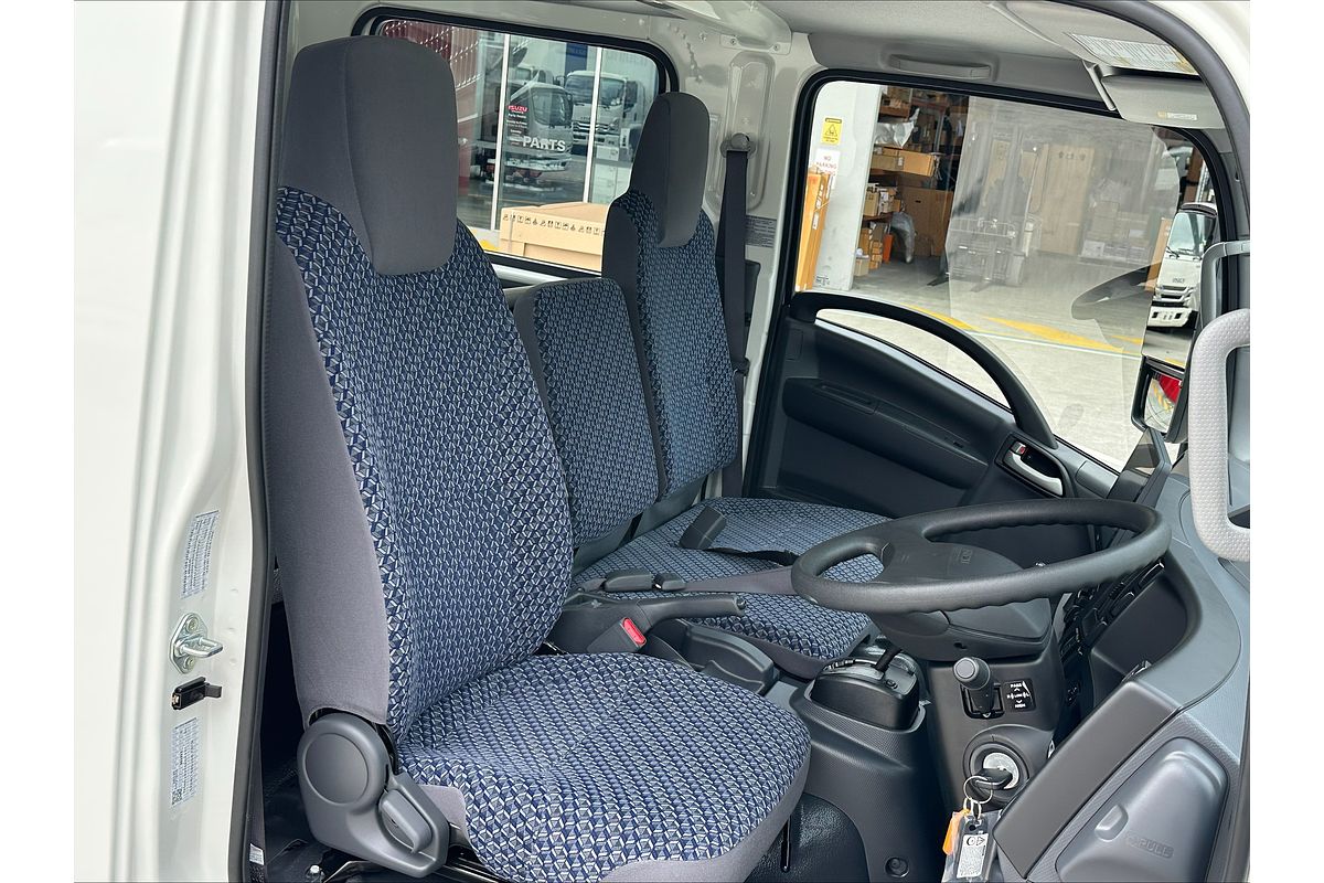 2025 Isuzu NNR 45 150