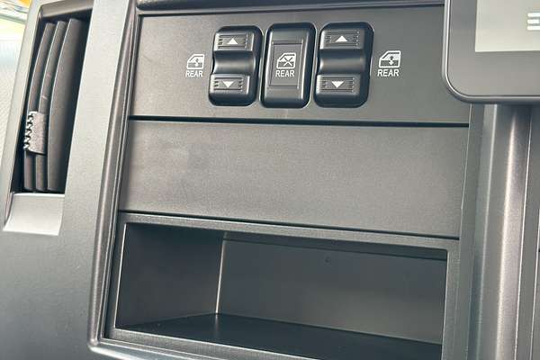 2025 Isuzu NNR 45 150