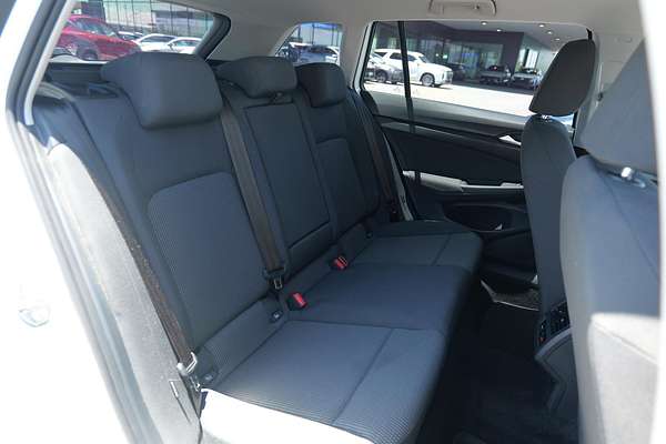 2021 Volkswagen Golf 110TSI 8