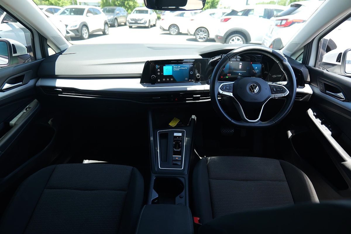 2021 Volkswagen Golf 110TSI 8