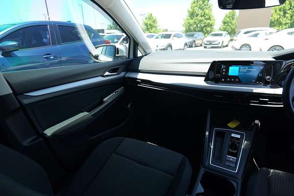 2021 Volkswagen Golf 110TSI 8