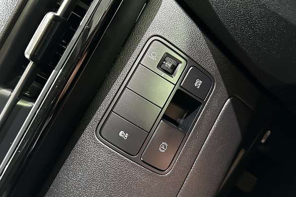 2023 Hyundai STARIA  US4.V2