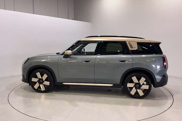 2025 MINI Countryman S Classic U25