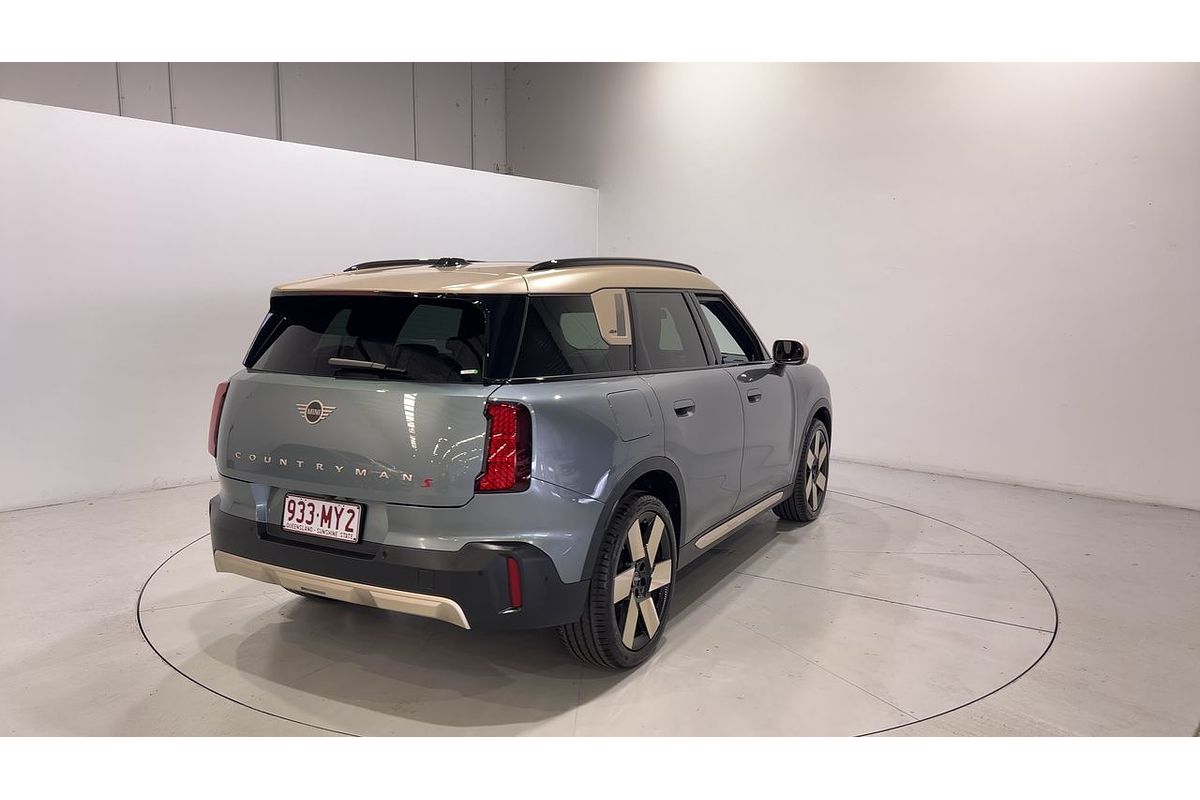 2025 MINI Countryman S Classic U25