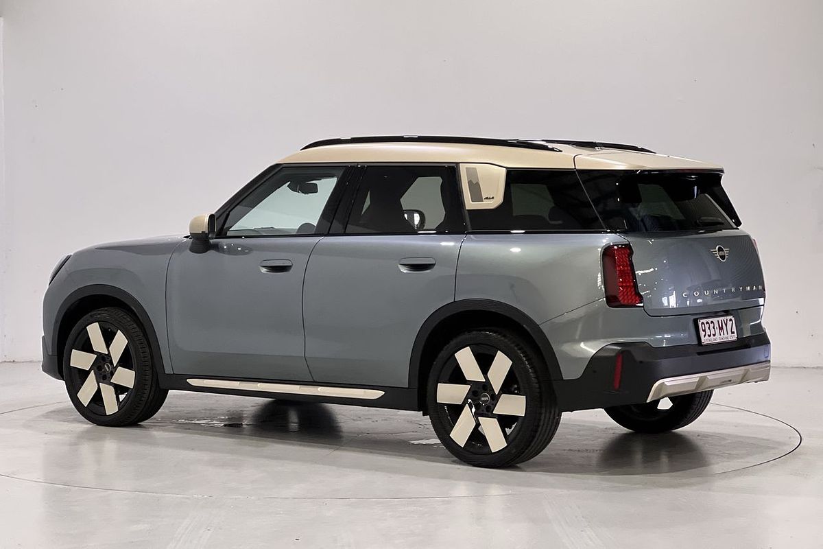 2025 MINI Countryman S Classic U25