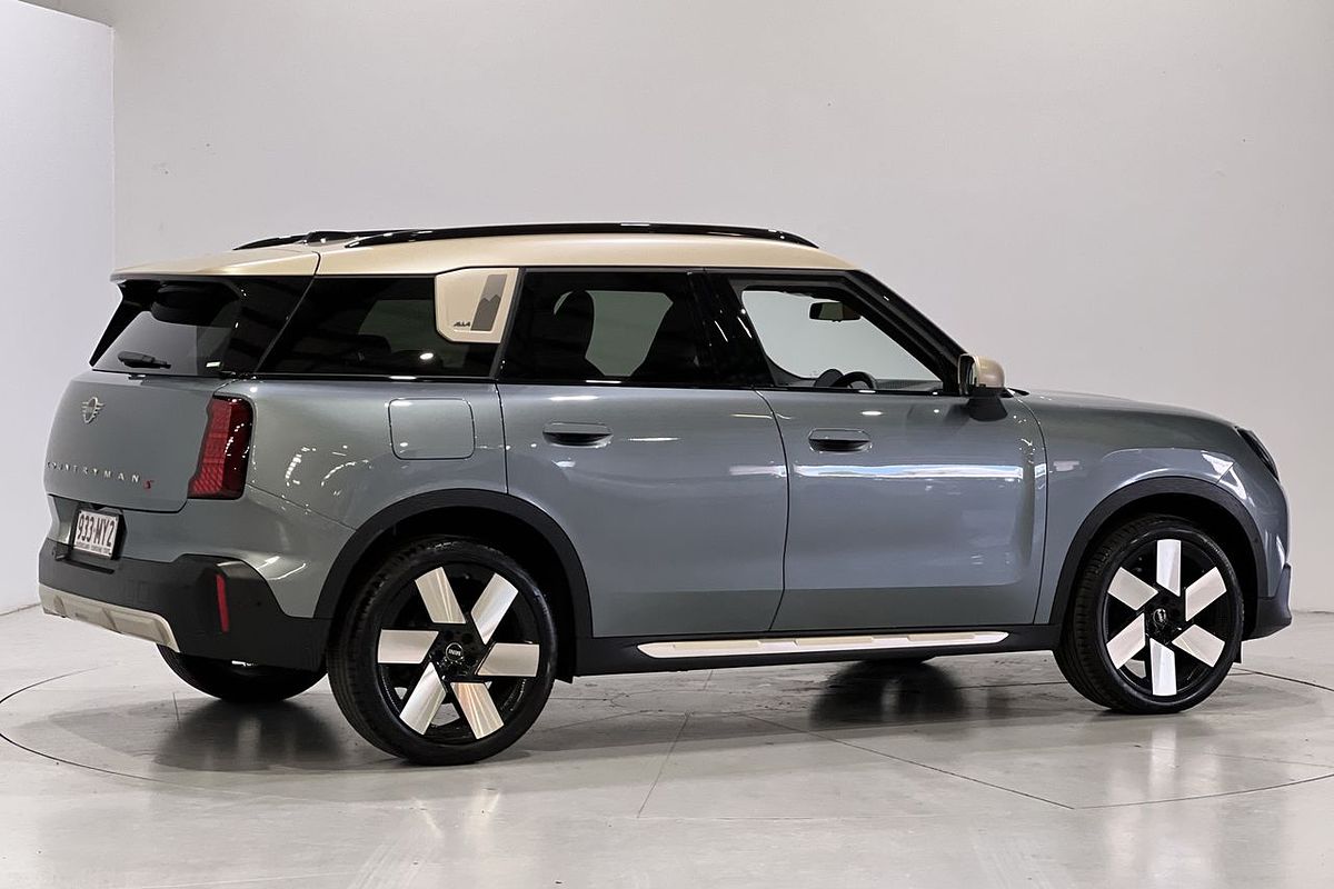 2025 MINI Countryman S Classic U25