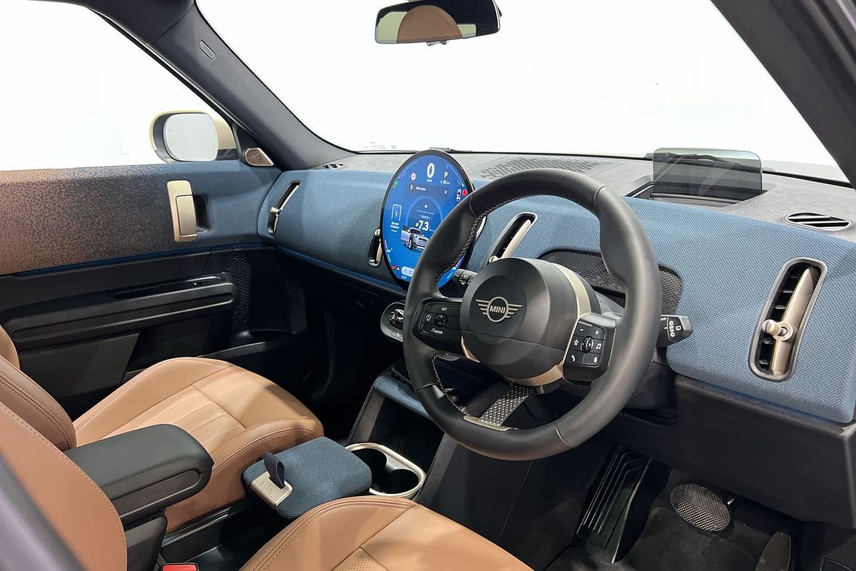 2025 MINI Countryman S Classic U25