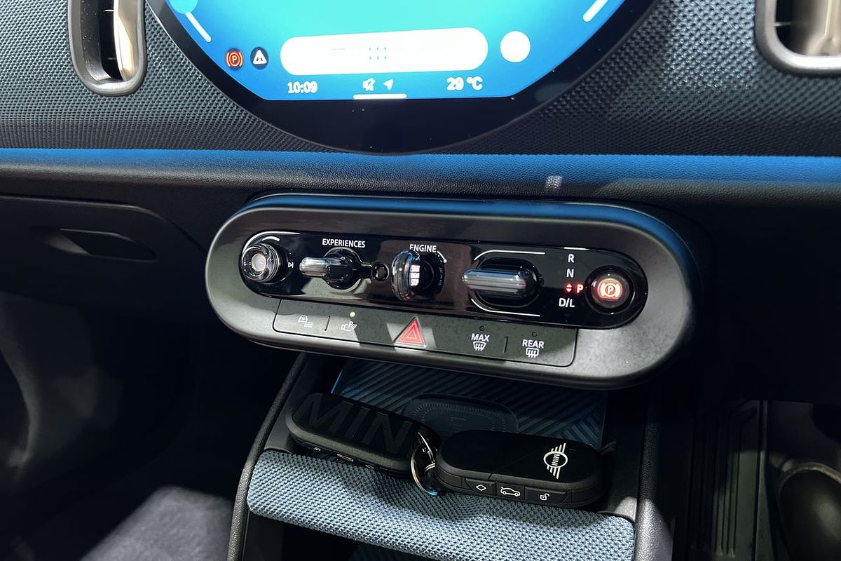 2025 MINI Countryman S Classic U25