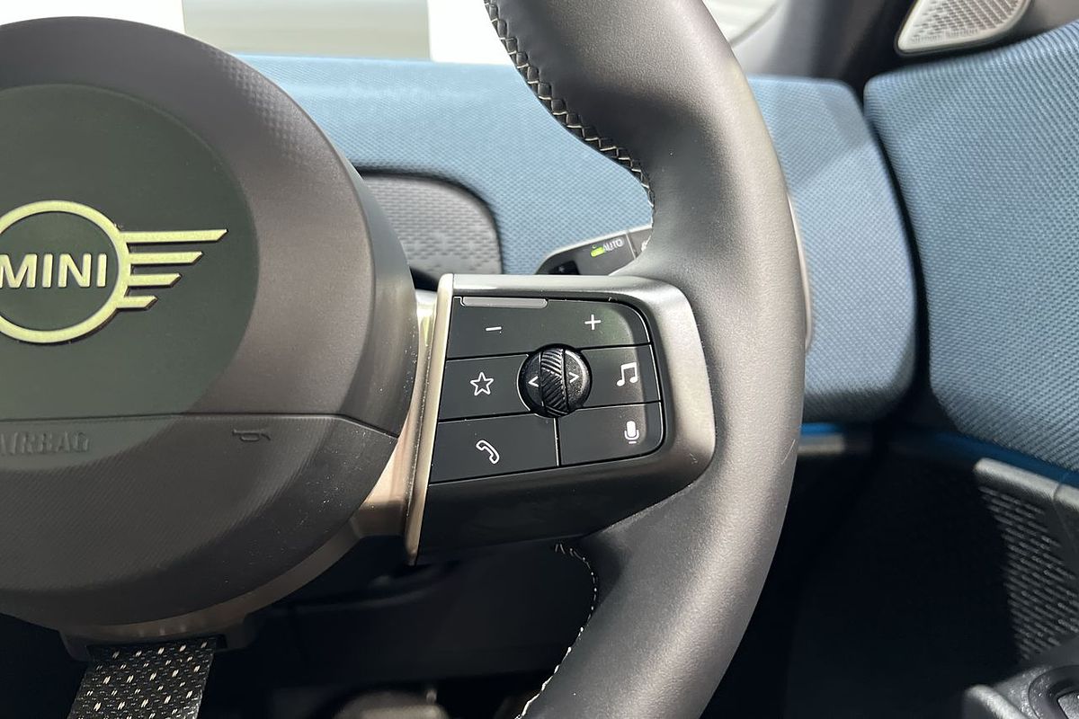 2025 MINI Countryman S Classic U25