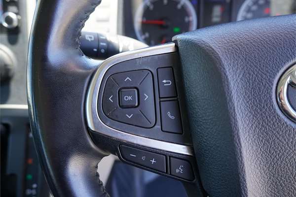 2022 Toyota Hiace Commuter GDH322R ELWB High Roof