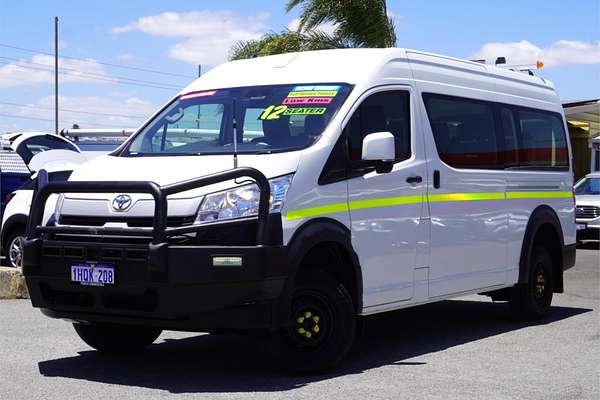 2022 Toyota Hiace Commuter GDH322R ELWB High Roof