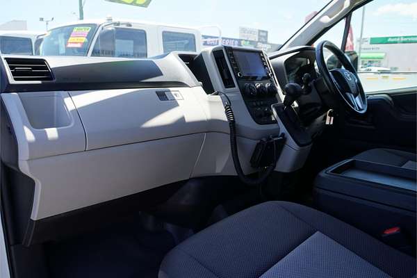 2022 Toyota Hiace Commuter GDH322R ELWB High Roof