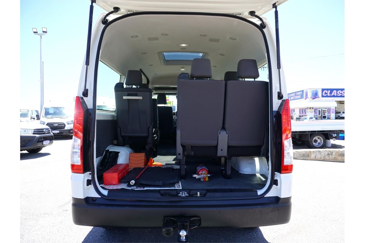 2022 Toyota Hiace Commuter GDH322R ELWB High Roof