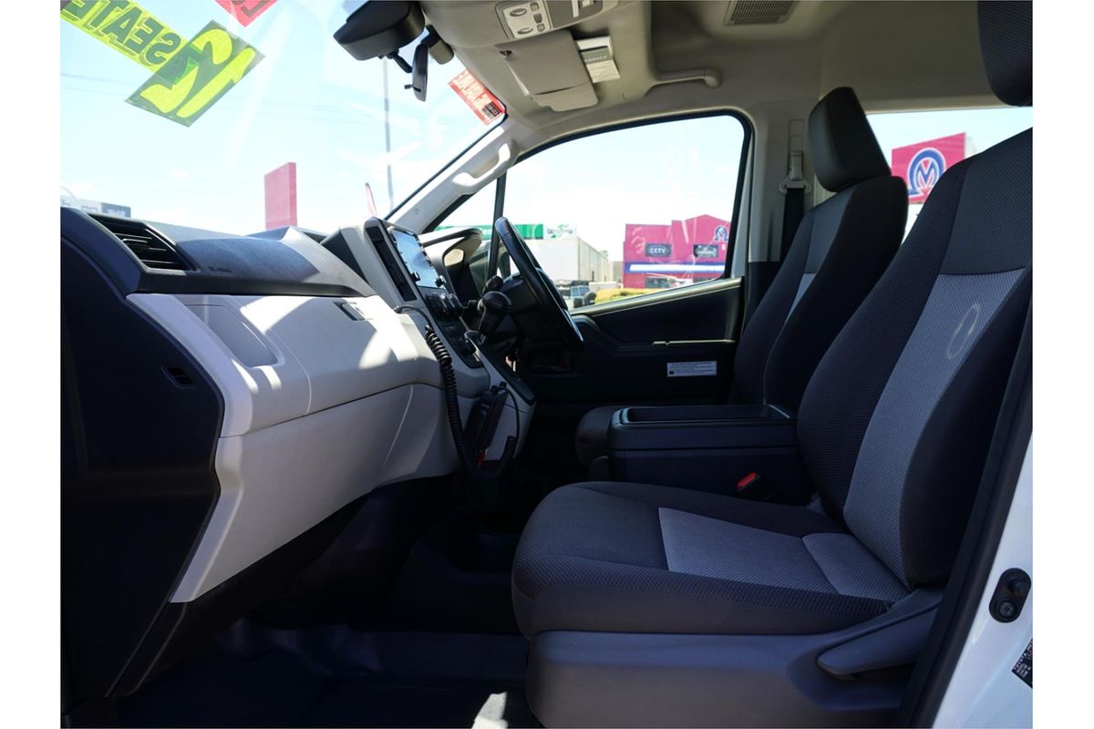 2022 Toyota Hiace Commuter GDH322R ELWB High Roof