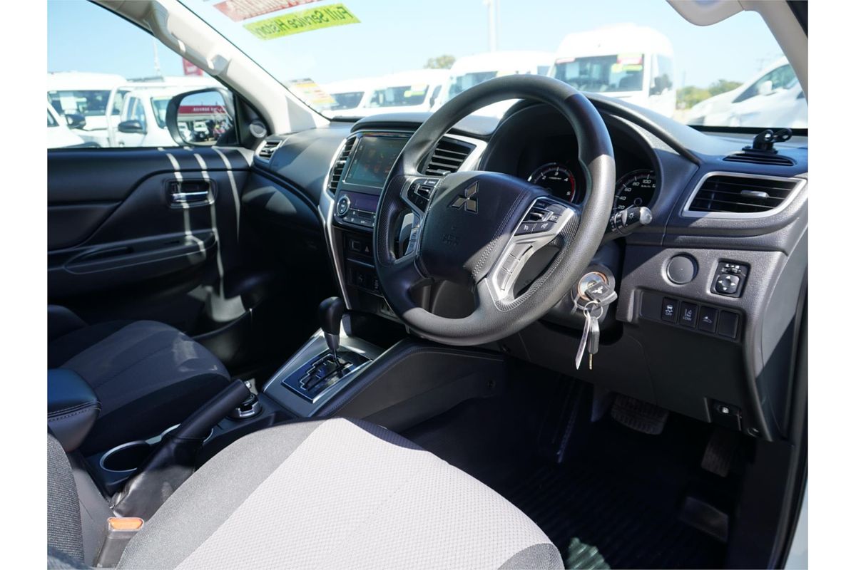 2021 Mitsubishi Triton GLX+ MR 4X4