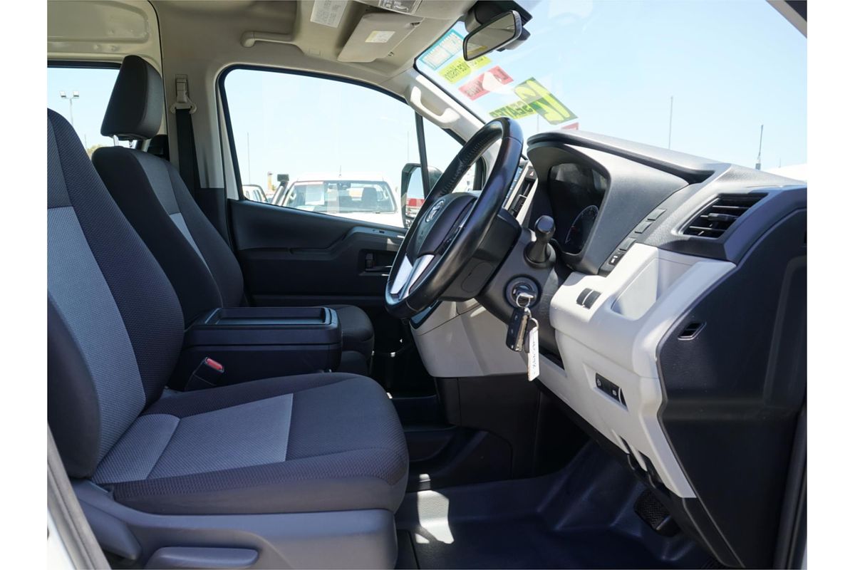 2022 Toyota Hiace Commuter GDH322R ELWB High Roof