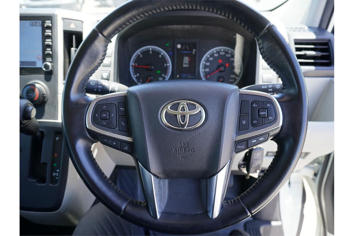 2022 Toyota Hiace Commuter GDH322R ELWB High Roof