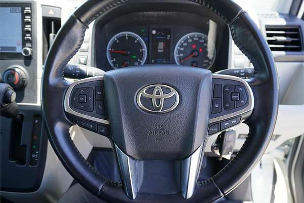 2022 Toyota Hiace Commuter GDH322R ELWB High Roof