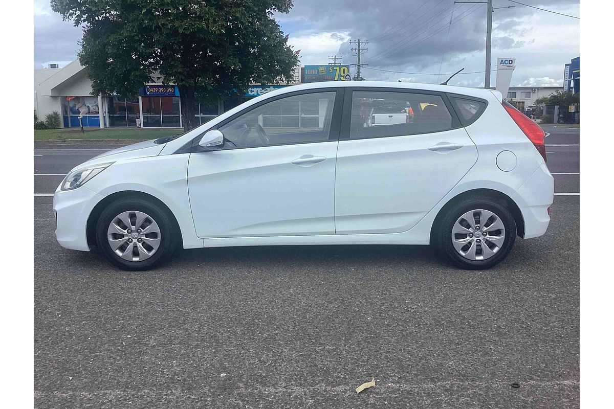 2015 Hyundai Accent Active RB3