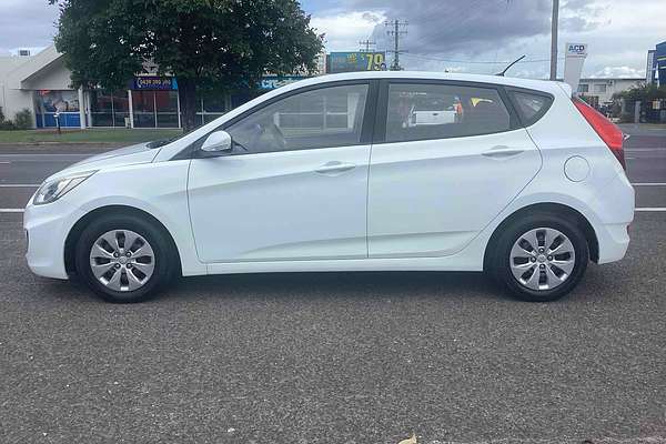 2015 Hyundai Accent Active RB3