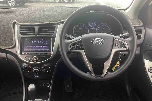 2015 Hyundai Accent Active RB3