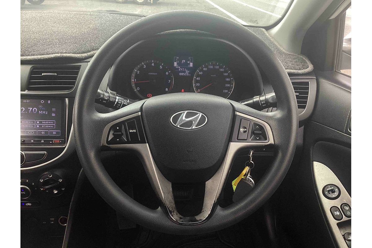 2015 Hyundai Accent Active RB3
