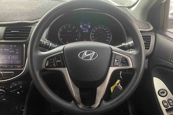 2015 Hyundai Accent Active RB3