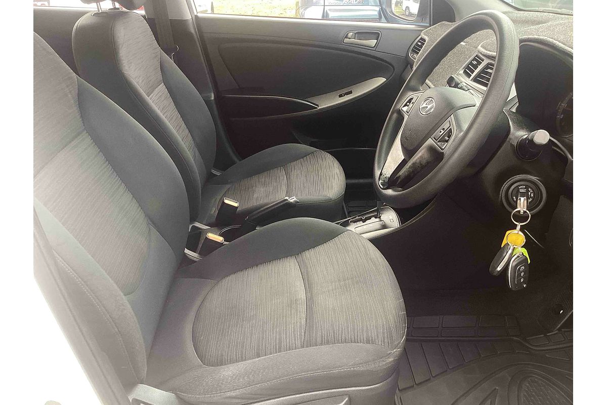 2015 Hyundai Accent Active RB3