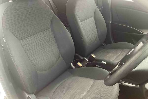 2015 Hyundai Accent Active RB3