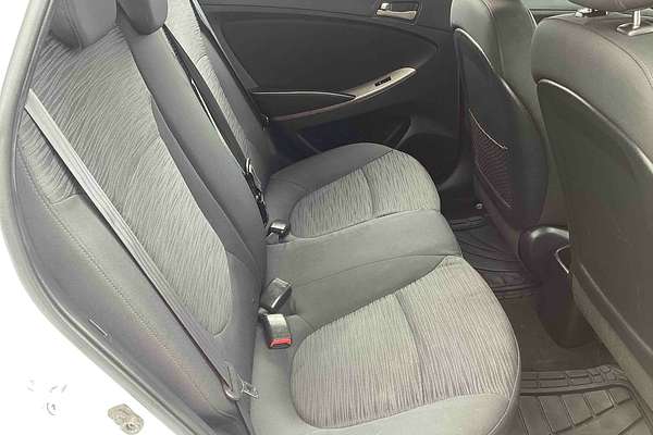 2015 Hyundai Accent Active RB3