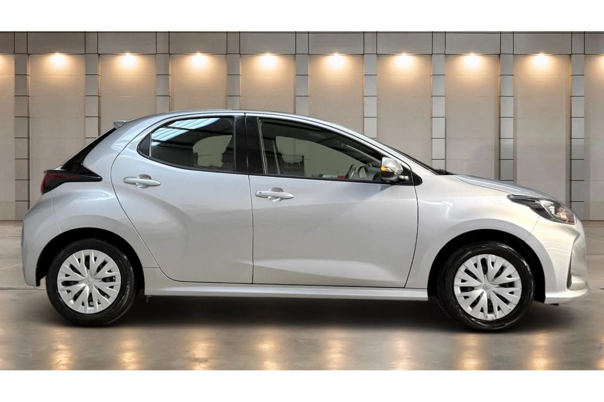 2022 Toyota Yaris Ascent Sport MXPA10R