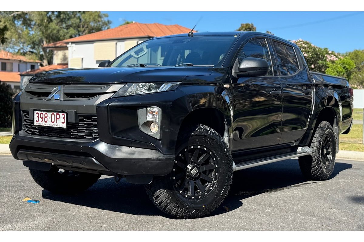2020 Mitsubishi Triton GLX+ MR 4X4