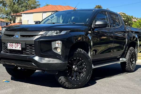 2020 Mitsubishi Triton GLX+ MR 4X4