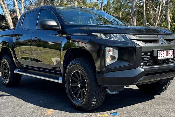 2020 Mitsubishi Triton GLX+ MR 4X4