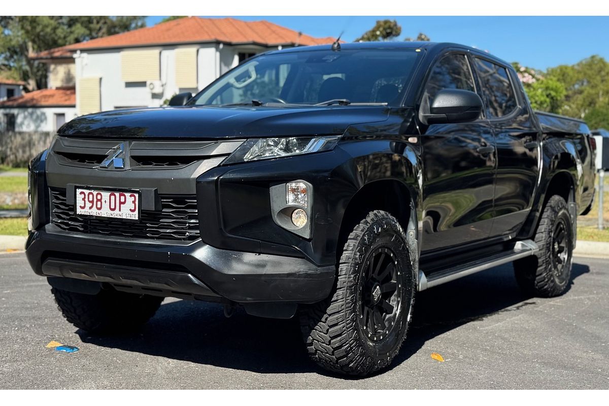 2020 Mitsubishi Triton GLX+ MR 4X4